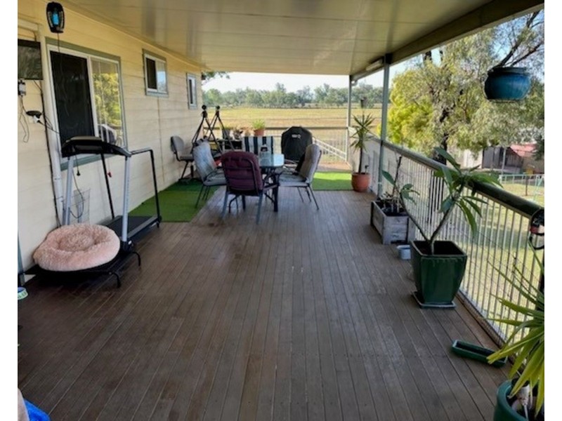 “The Oaks” Chinamans Lane, Moree NSW 2400