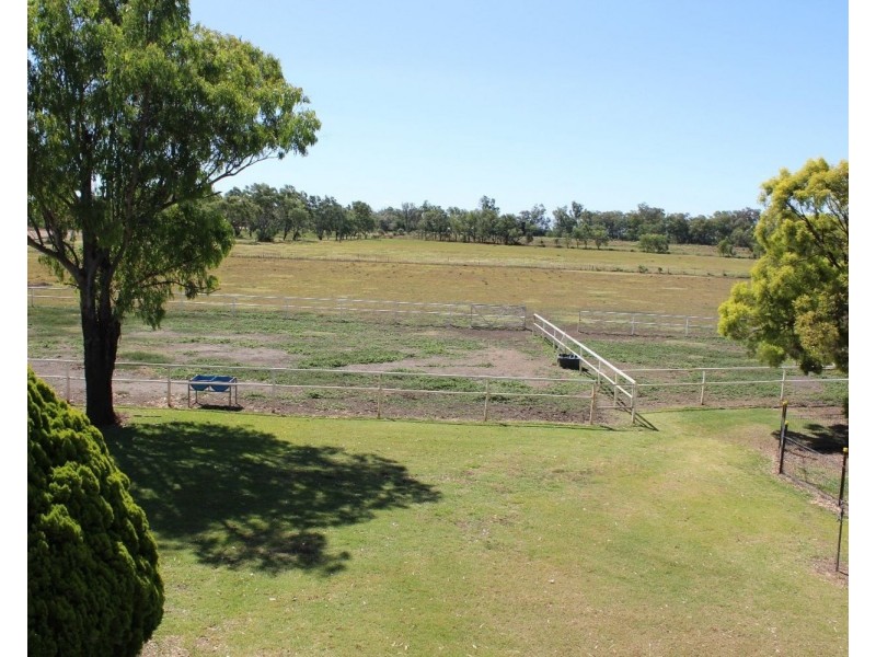 “The Oaks” Chinamans Lane, Moree NSW 2400