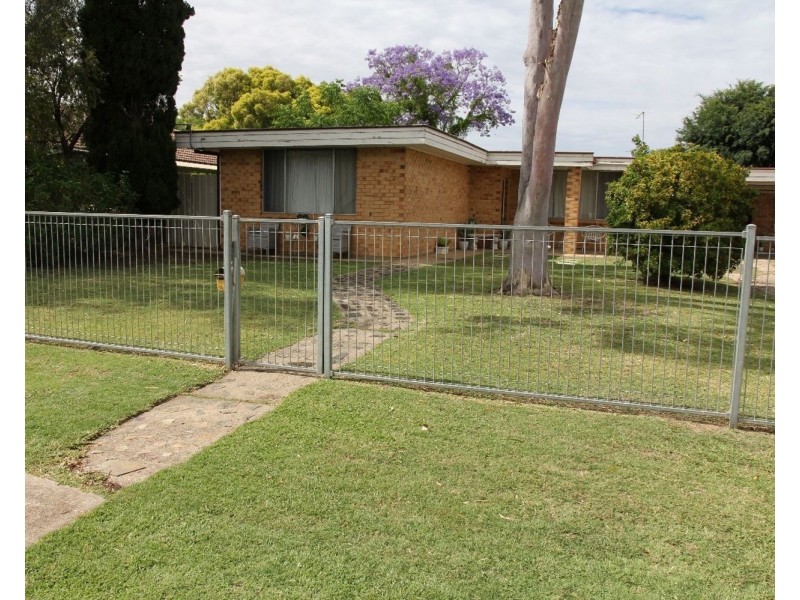 21 DELANDER CRES, Moree NSW 2400