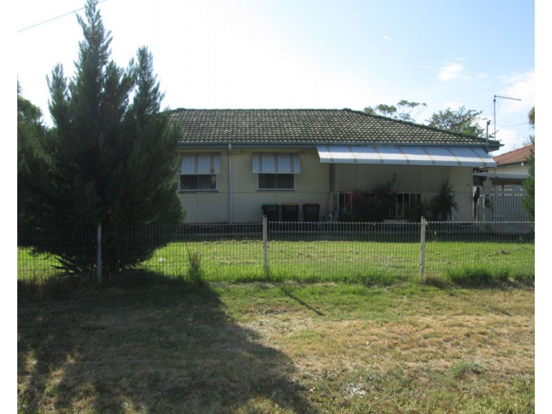 4 Barwon Avenue, Moree NSW 2400