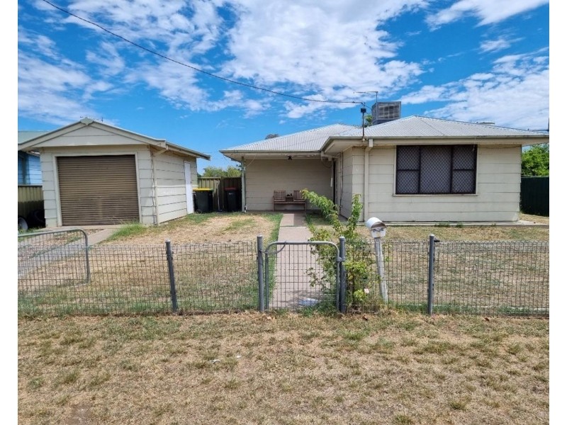 1 Alcare St, Moree NSW 2400