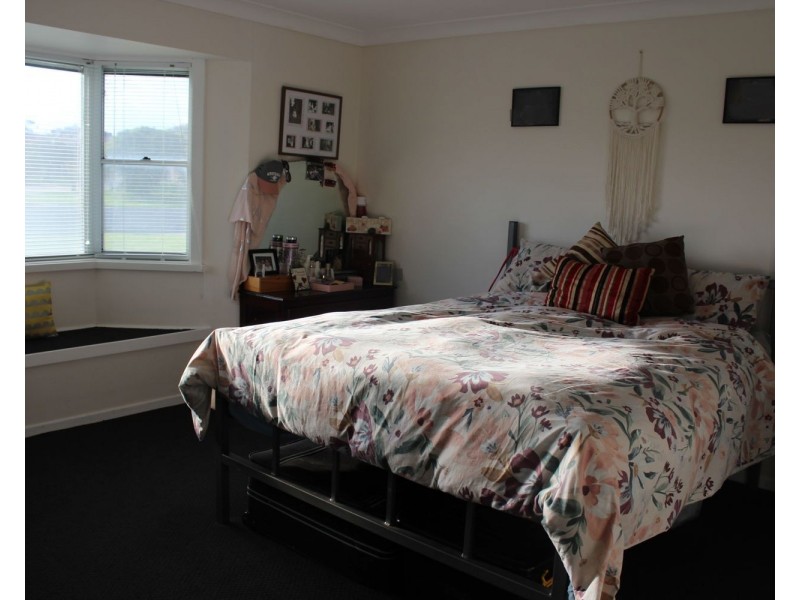 9 Cummins Ave, Moree NSW 2400