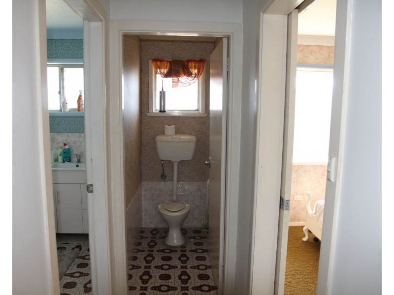 401 Boston, Moree NSW 2400