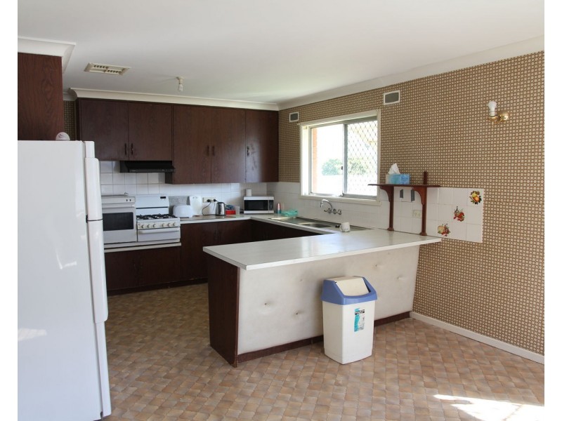 401 Boston, Moree NSW 2400