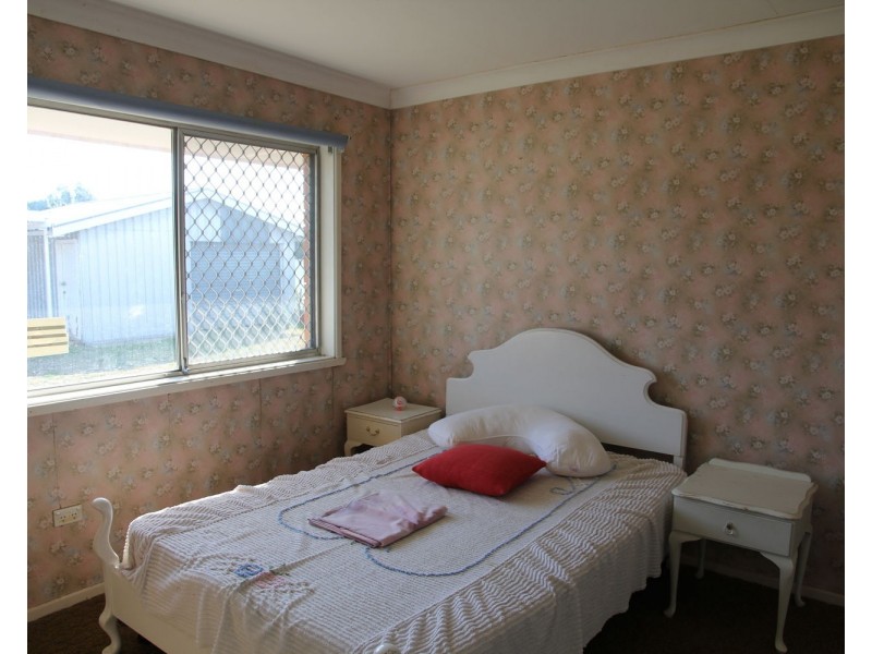 401 Boston, Moree NSW 2400