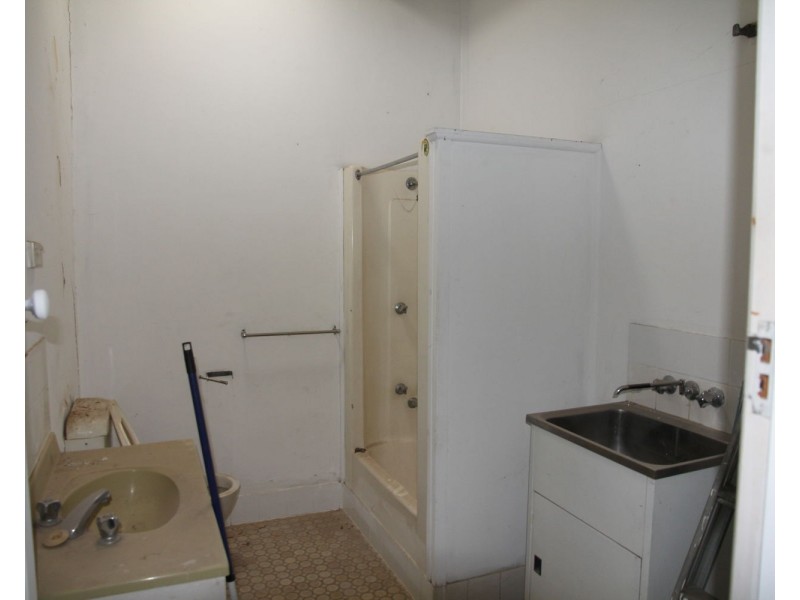 113 Balo Street (units), Moree NSW 2400