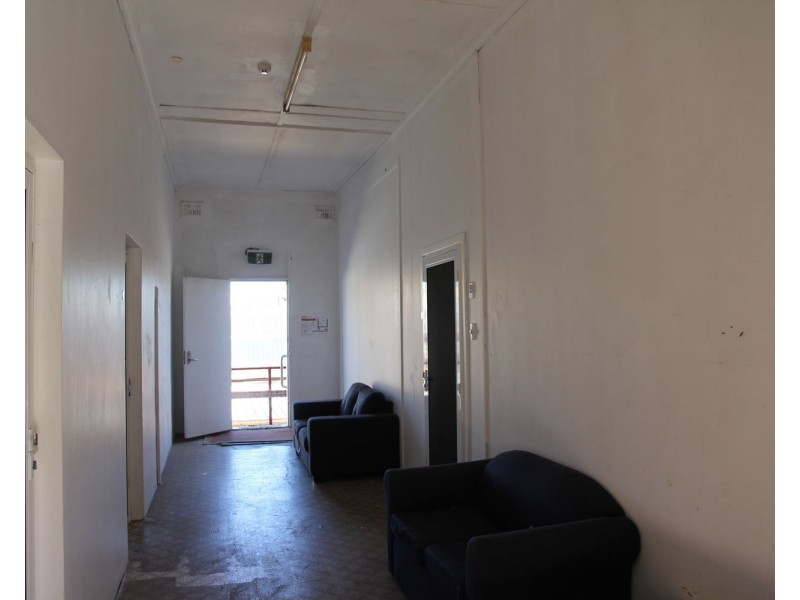 113 Balo Street (units), Moree NSW 2400