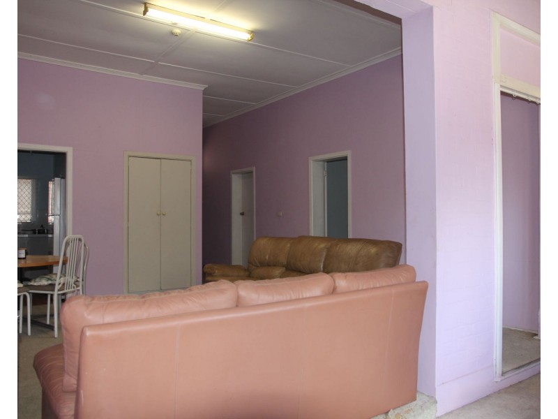 113 Balo Street (units), Moree NSW 2400