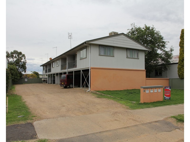 10 Iris Street, Moree NSW 2400