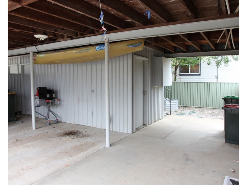 10 Iris Street, Moree NSW 2400