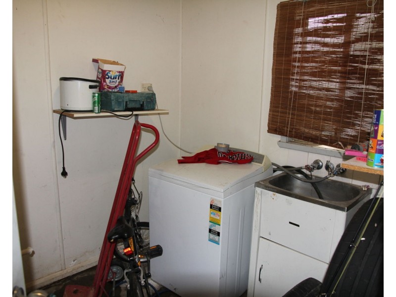 10 Iris Street, Moree NSW 2400