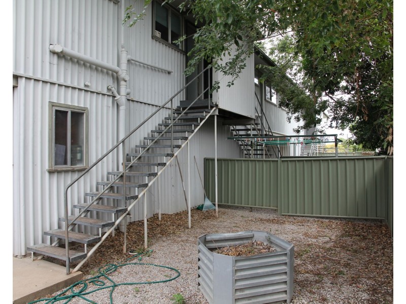 10 Iris Street, Moree NSW 2400