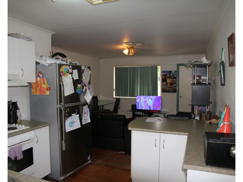 10 Iris Street, Moree NSW 2400