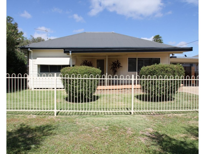 43 Dover st, Moree NSW 2400 the real estate agency For Sale