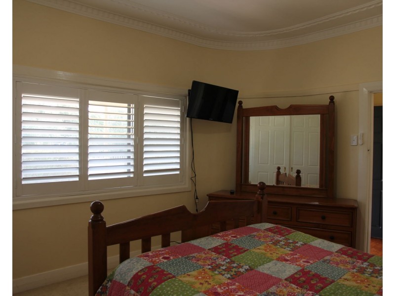 43 Dover st, Moree NSW 2400