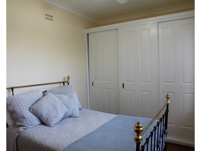 43 Dover st, Moree NSW 2400