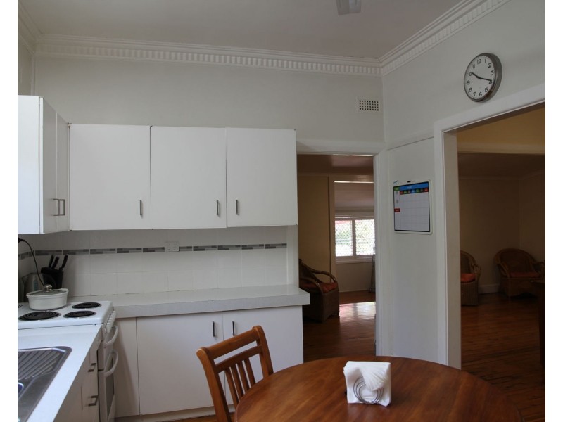 43 Dover st, Moree NSW 2400