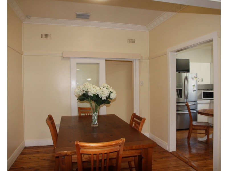 43 Dover st, Moree NSW 2400