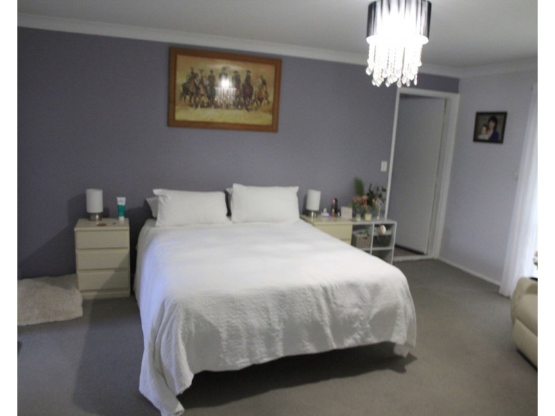 13 McKenzie Street, Moree NSW 2400