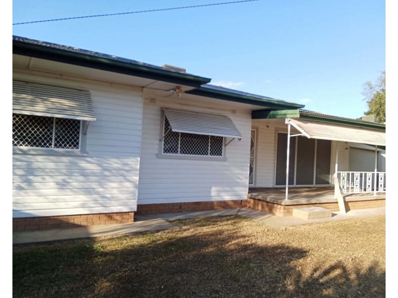 6 Anne Street, Moree NSW 2400