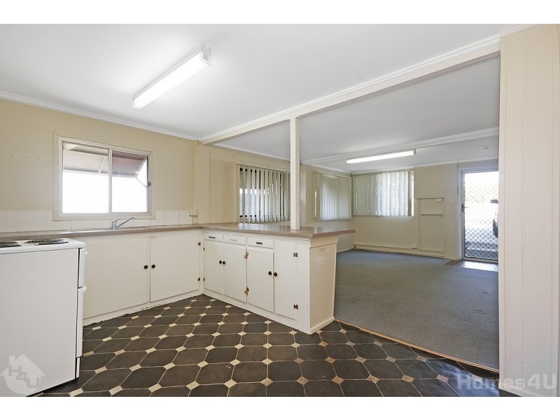 2/102 Duffield Road, Margate QLD 4019