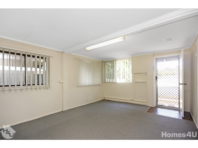2/102 Duffield Road, Margate QLD 4019