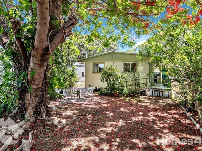 16 Barron Road, Margate QLD 4019
