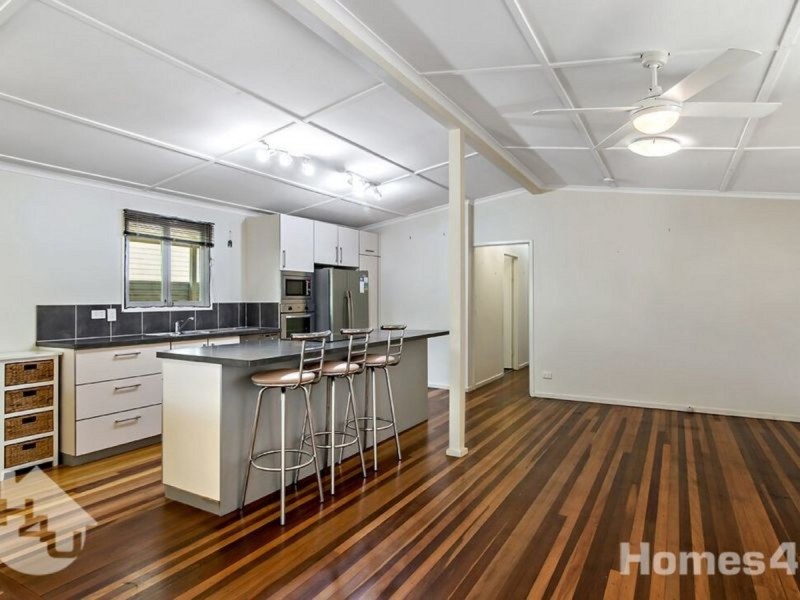 16 Barron Road, Margate QLD 4019