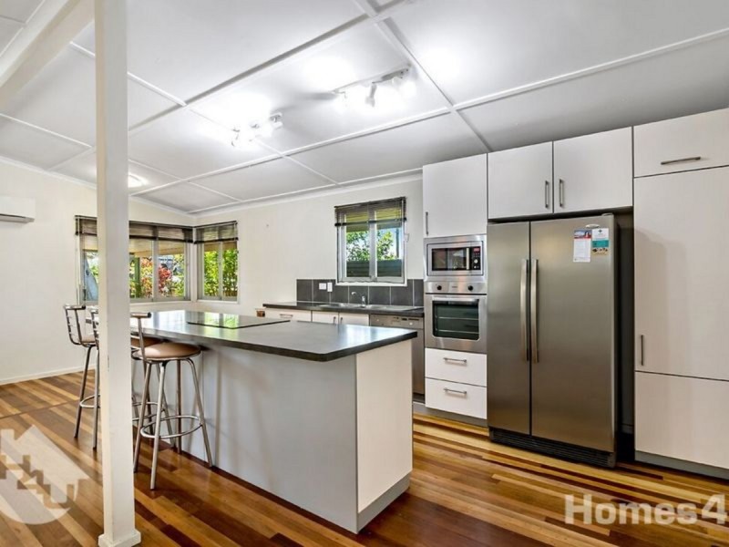 16 Barron Road, Margate QLD 4019
