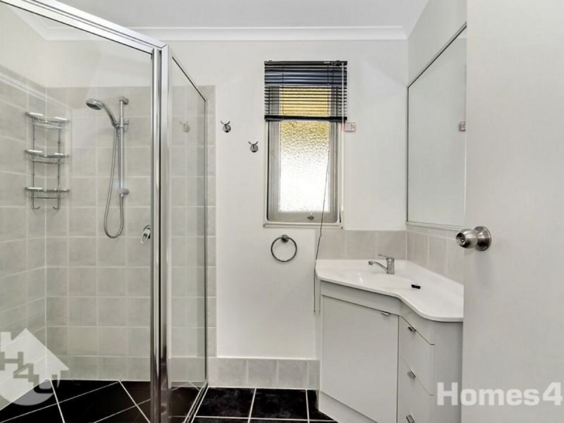 16 Barron Road, Margate QLD 4019