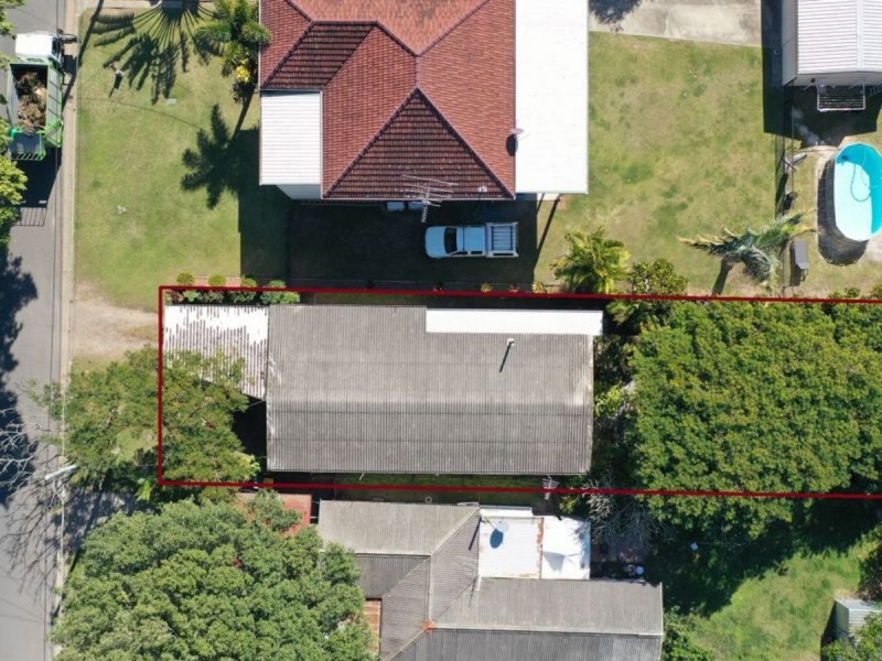 16 Barron Road, Margate QLD 4019