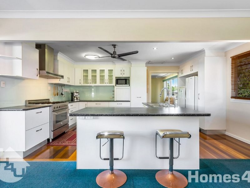 35 Valerie Street, Clontarf QLD 4019