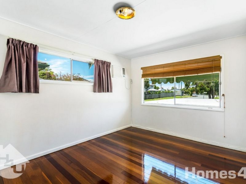 35 Valerie Street, Clontarf QLD 4019