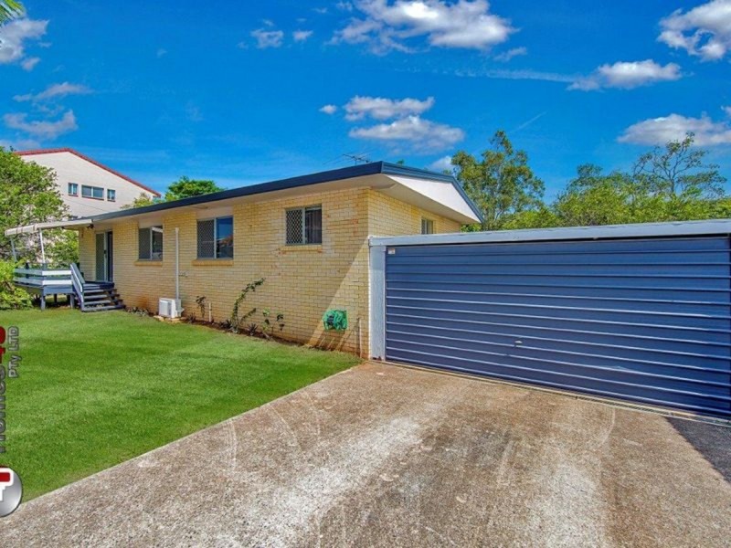 9 Shields Street, Redcliffe QLD 4020