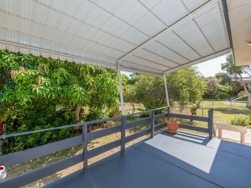 9 Shields Street, Redcliffe QLD 4020