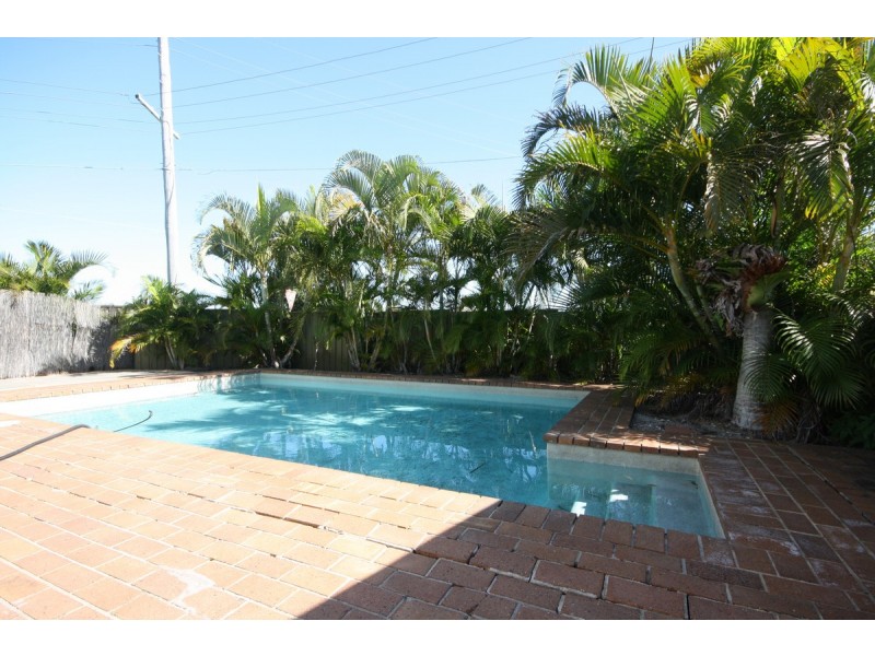 138 Klingner Road, Redcliffe QLD 4020