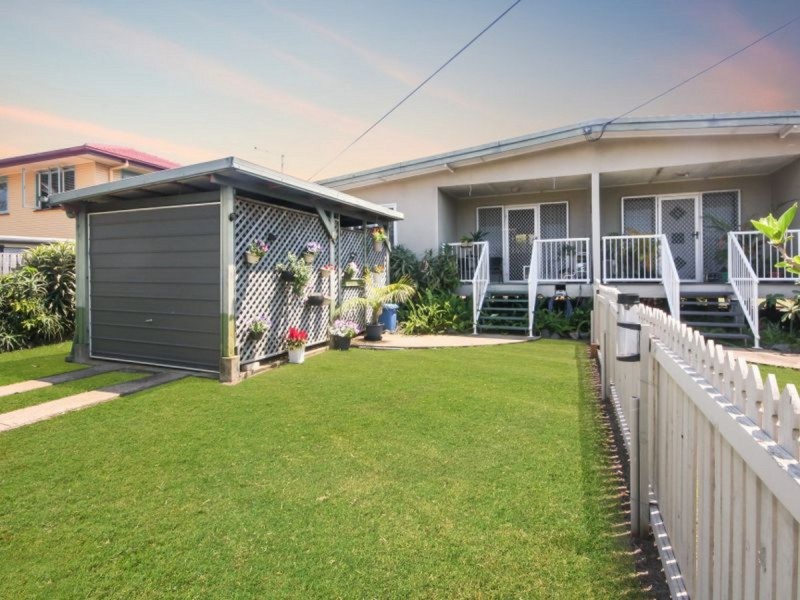 5 Hill Parade, Clontarf QLD 4019