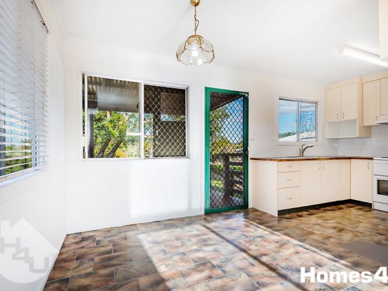 18 Nichols Road, Kippa-ring QLD 4021