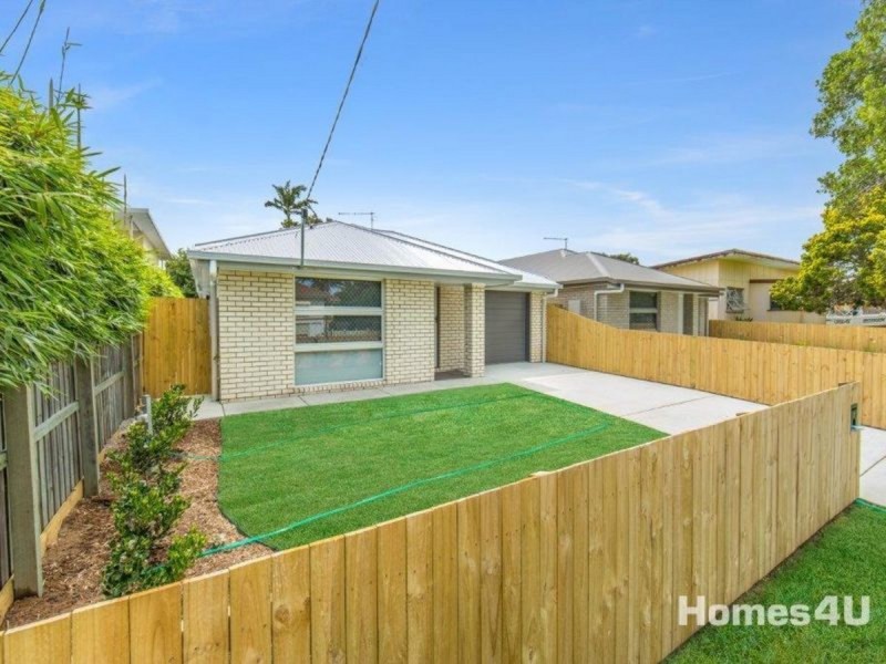 3A Samuel Street, Woody Point QLD 4019