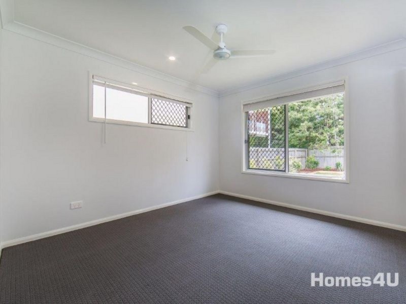 3A Samuel Street, Woody Point QLD 4019