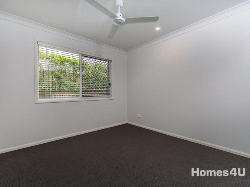 3A Samuel Street, Woody Point QLD 4019