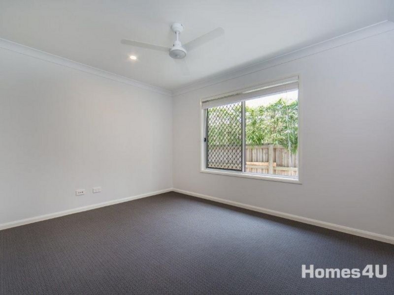 3A Samuel Street, Woody Point QLD 4019