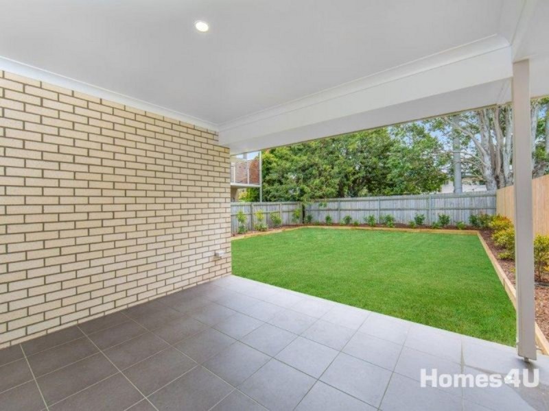 3A Samuel Street, Woody Point QLD 4019