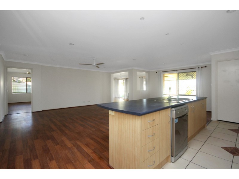 2 Barculdie Crescent, Deception Bay QLD 4508