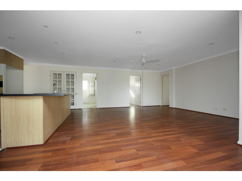 2 Barculdie Crescent, Deception Bay QLD 4508