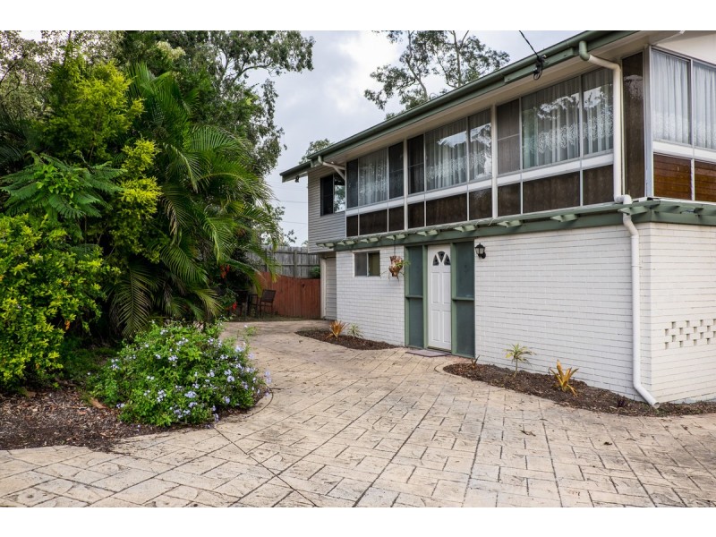 275 MacDonnell Road, Clontarf QLD 4019