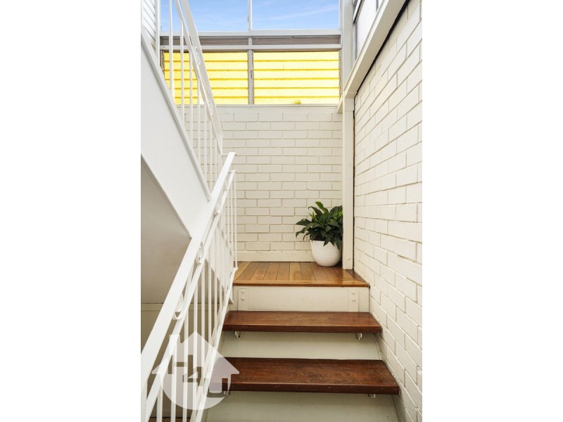 275 MacDonnell Road, Clontarf QLD 4019