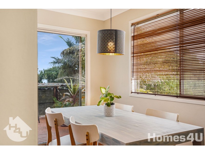 275 MacDonnell Road, Clontarf QLD 4019