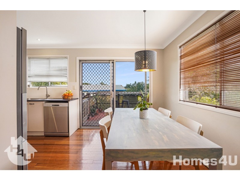 275 MacDonnell Road, Clontarf QLD 4019