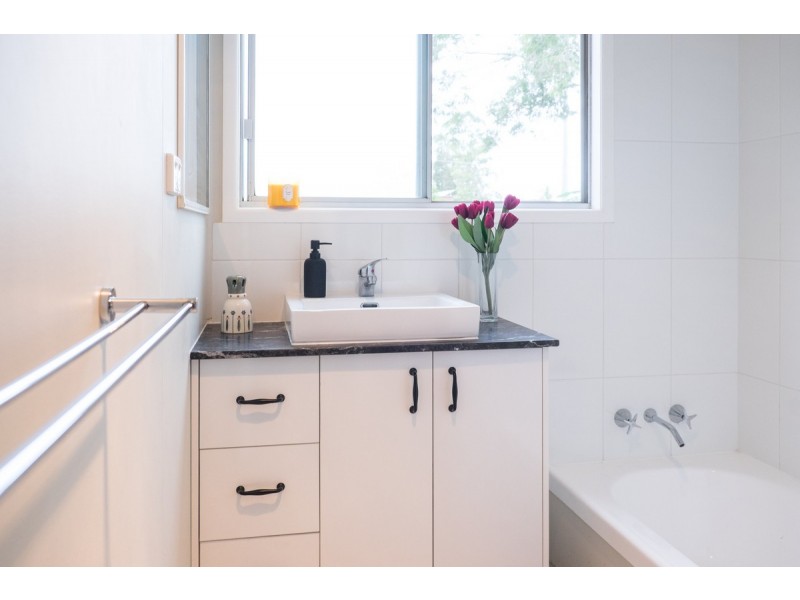 275 MacDonnell Road, Clontarf QLD 4019